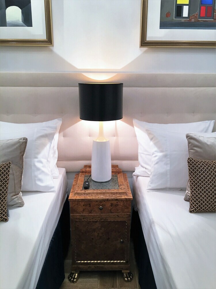 Aparthotel Luxury Apartments Mondrian Market Square