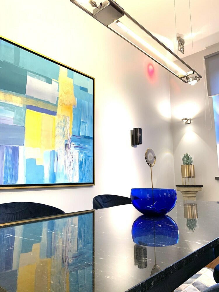 Aparthotel Luxury Apartments Mondrian Market Square
