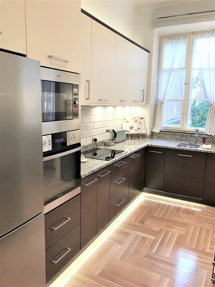 Aparthotel Luxury Apartments Mondrian Market Square