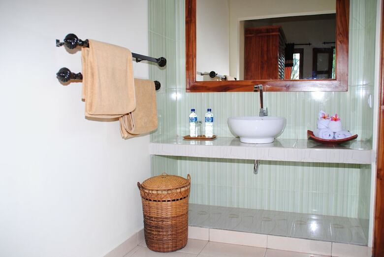 Hotel Tiara Homestay Pemuteran
