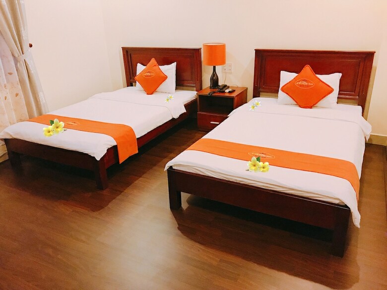 Golden Star Hotel