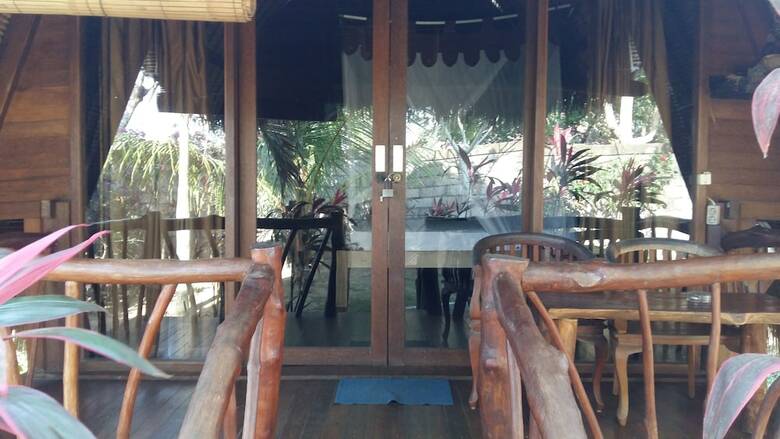 Bed & Breakfast Merta Sari Balangan Bungalows