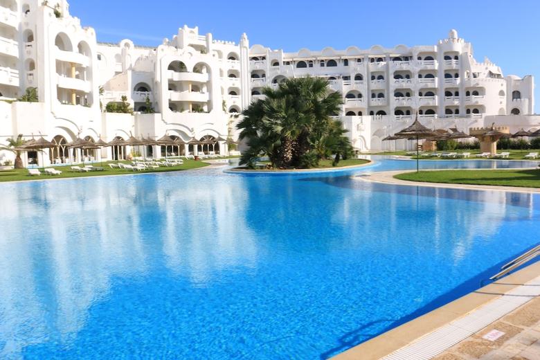 Apartamento Hotel Lella Baya Thalasso
