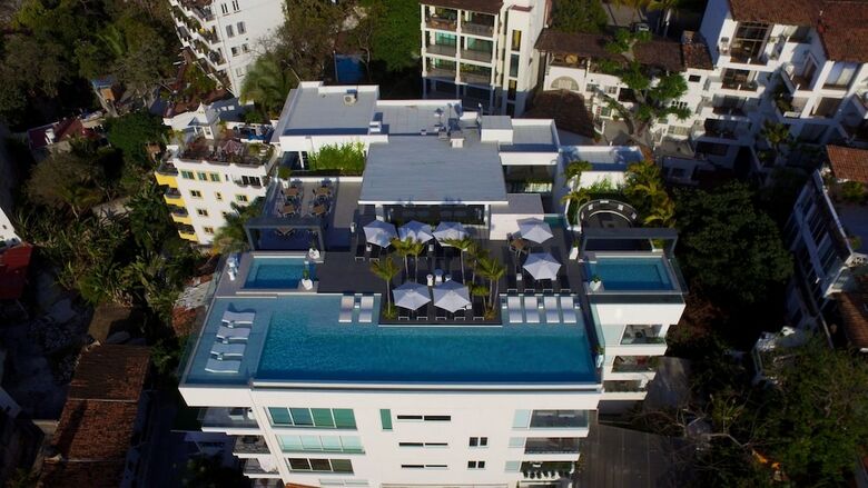 D Terrace Luxury Residences