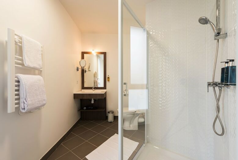 Residencia T�n�o Apparthotel Talence Espeleta