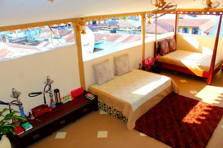 The Island Town Hotel - Adults Only