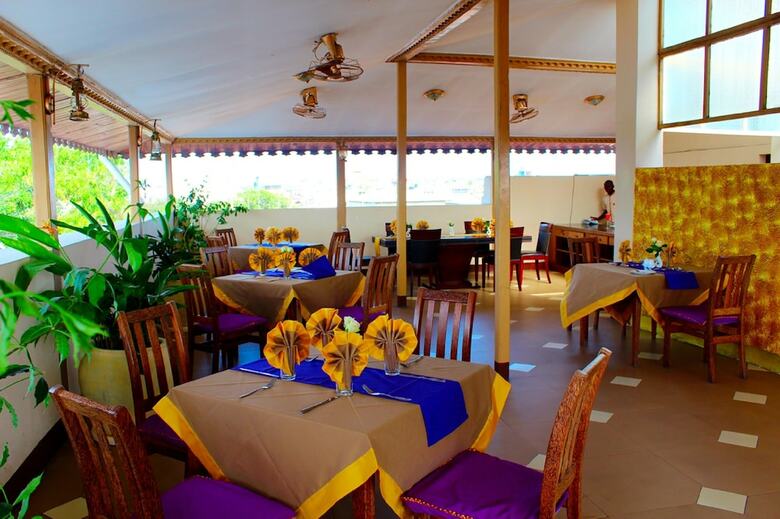 The Island Town Hotel - Adults Only