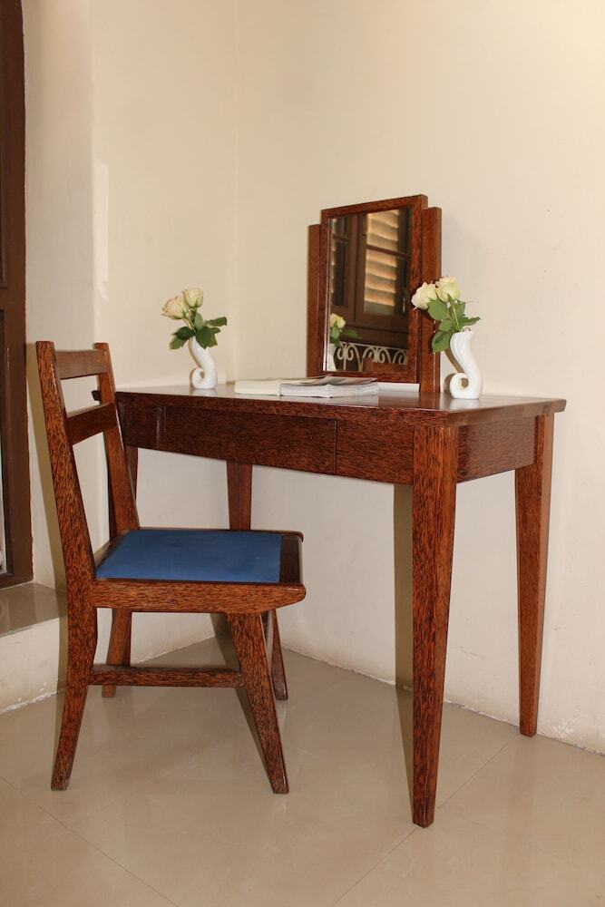 The Island Town Hotel - Adults Only