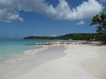 Aparthotel Buccaneer Beach Club