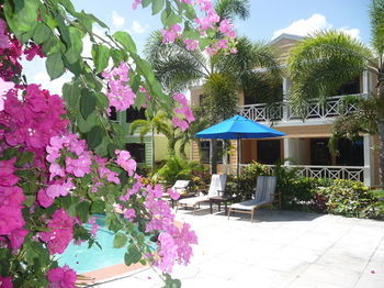 Aparthotel Buccaneer Beach Club