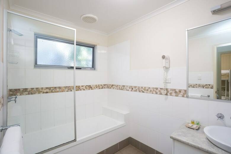 Fingal Bay Holiday Park