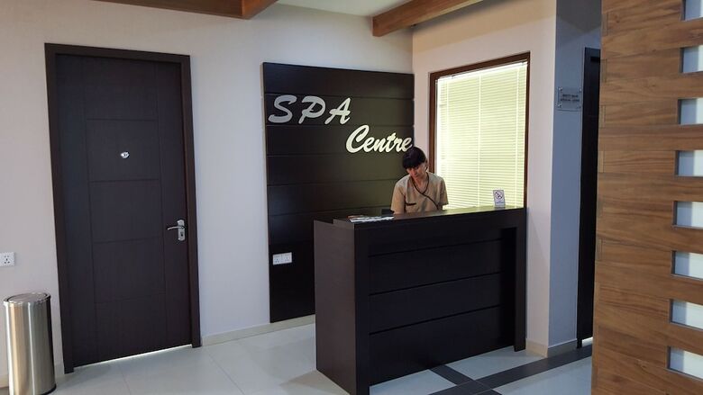 Hotel And Spa Crystal