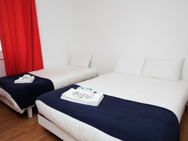 Hotel Peters Guesthouse - Al
