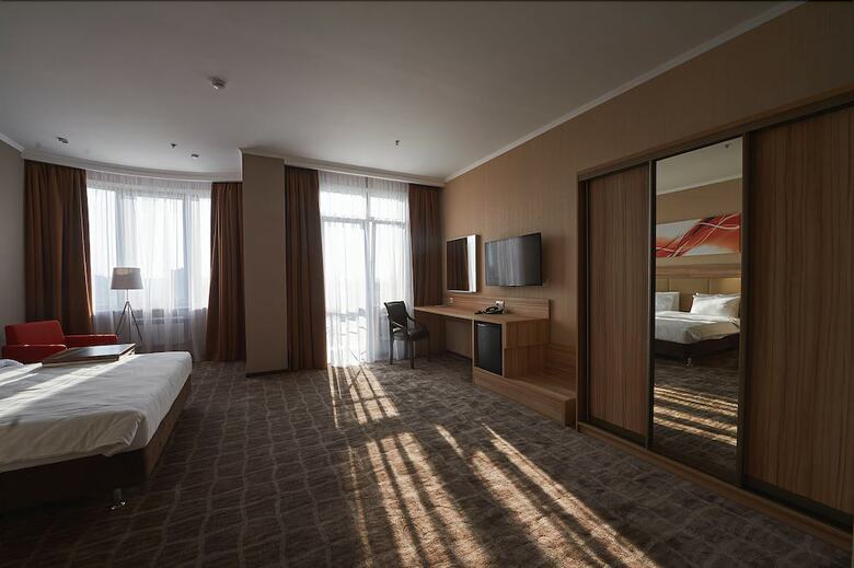 Ramada By Wyndham Rostov-on-don Hotel And Spa