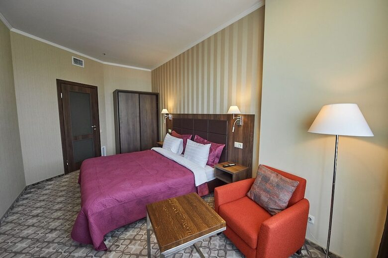 Ramada By Wyndham Rostov-on-don Hotel And Spa