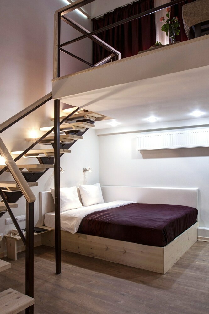 Stony Island Hotel At Blagodatnaya