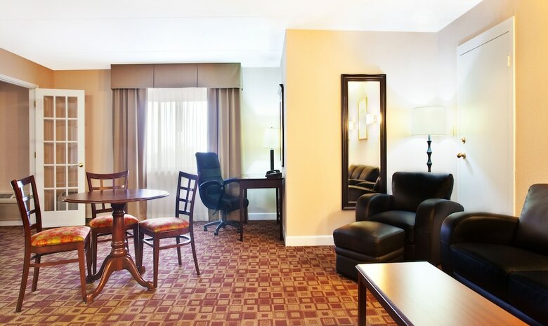 Hotel Holiday Inn Express Rolling Meadows - Schaumburg Area