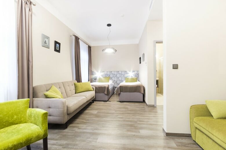 Hotel Volarik