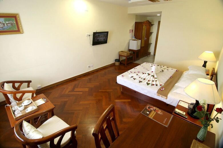 Shwe Htee Hotel