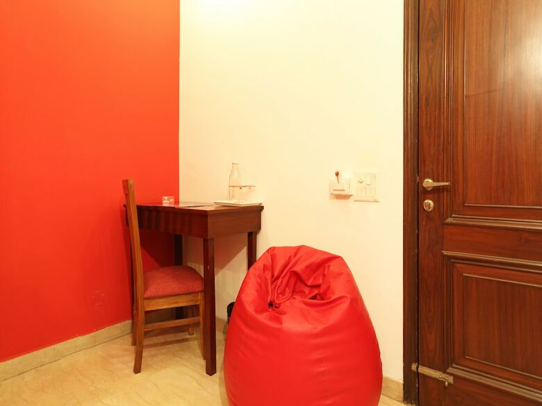 Hotel Oyo Flagship 5265 Hauz Khas Metro
