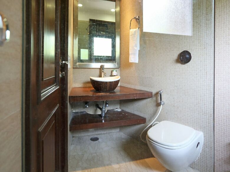 Hotel Oyo Flagship 5265 Hauz Khas Metro