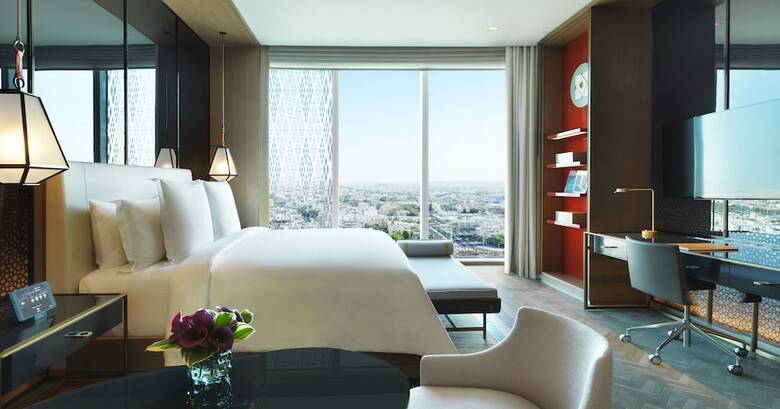 Four Seasons Hotel Kuwait At Burj Alshaya