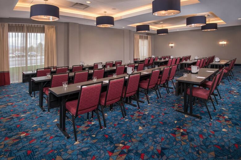 Hotel Towneplace Suites By Marriott Altoona