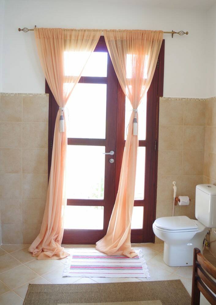 Bed & Breakfast Karabai Villa