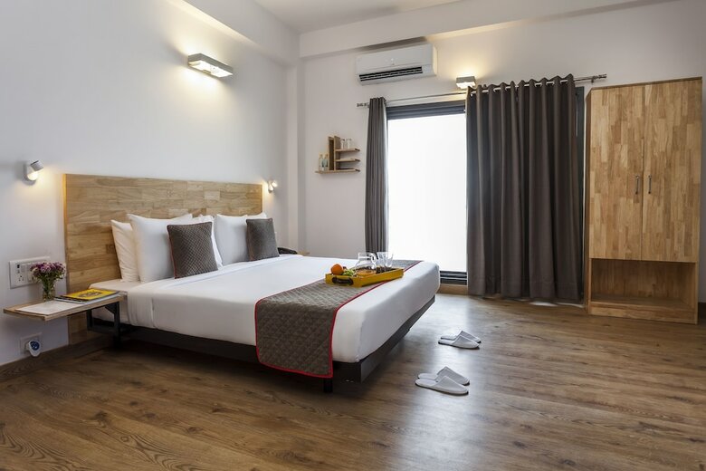 Hotel Oyo Townhouse 004 Sector 51 Noida
