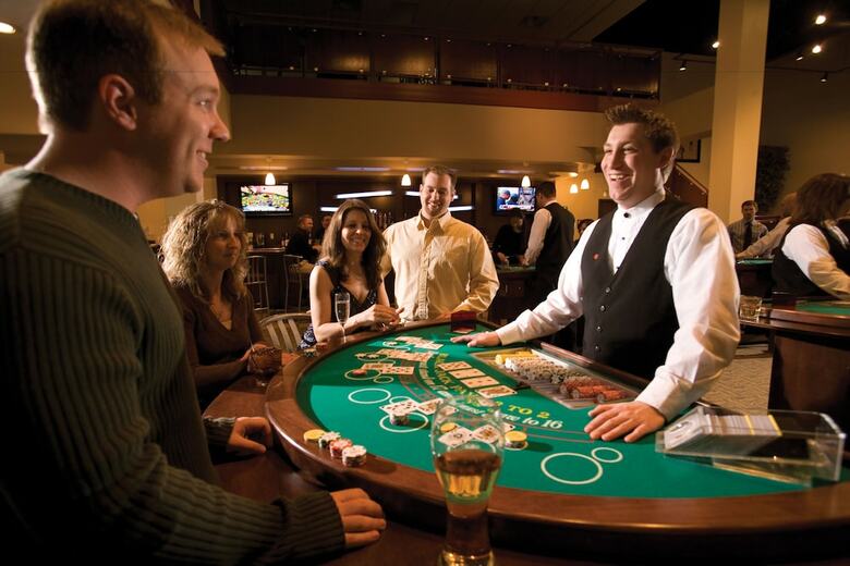 Hotel Canad Inns Destination Center Grand Forks