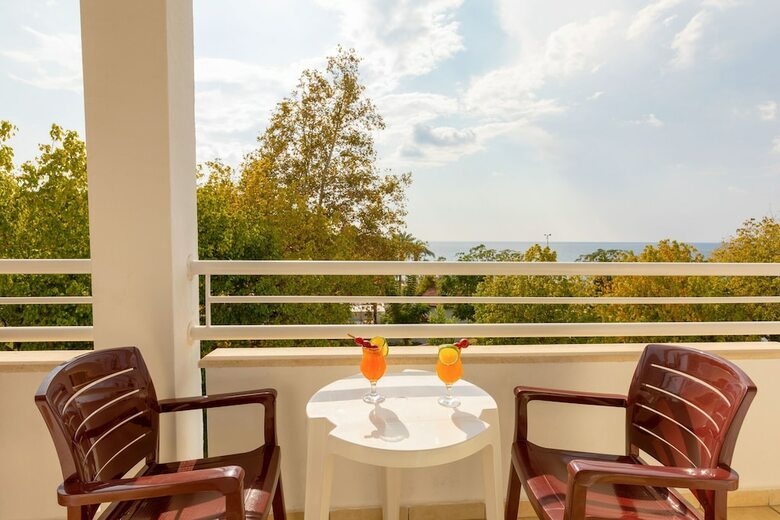 Hotel Labranda Alantur Resort - All Inclusive