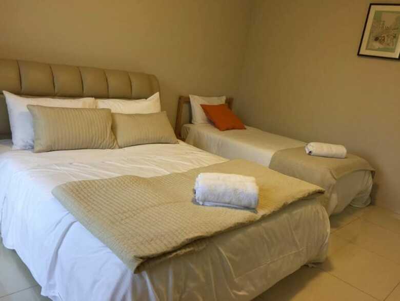 Hotel Getaway Holiday House Bankstown