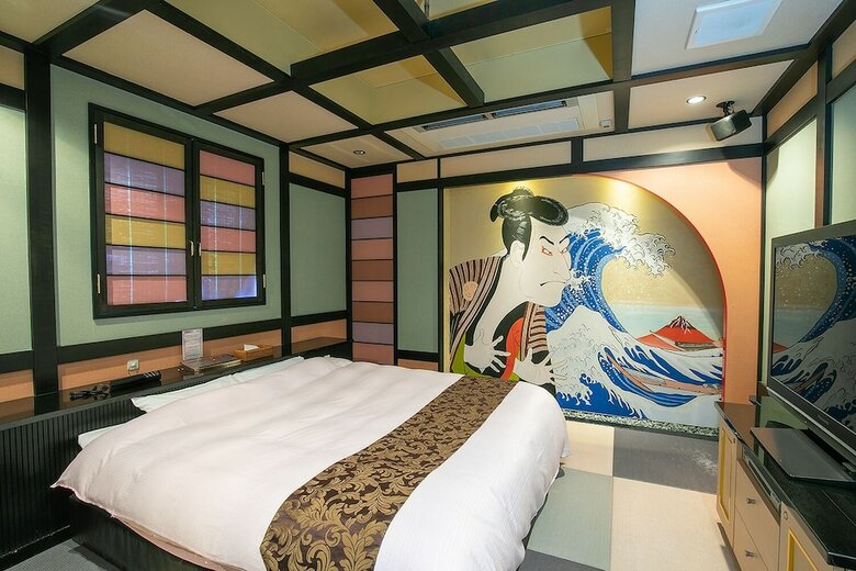 Hotel To