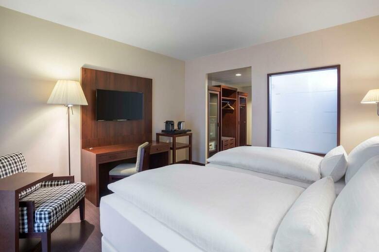 Hotel Moxy Vienna Airport