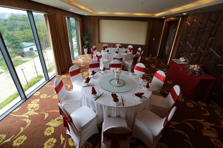 Muong Thanh Grand Con Cuong Hotel