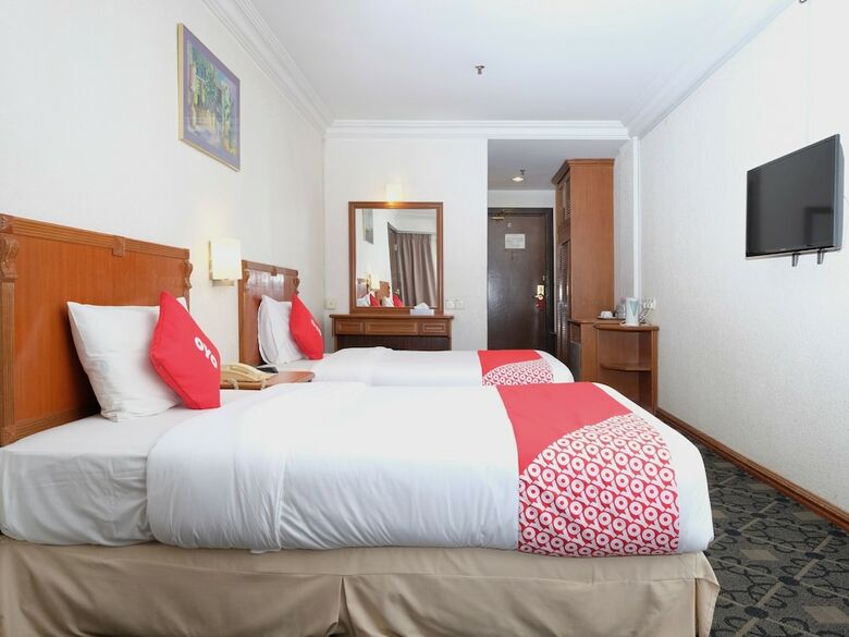 Hotel Oyo 44098 Sutera Inn Prima