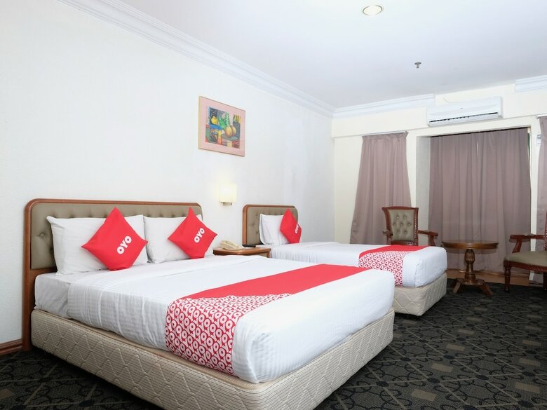 Hotel Oyo 44098 Sutera Inn Prima