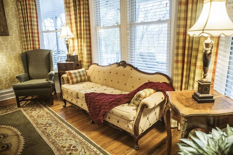 Biltmore Village Inn Bed And Breakfast