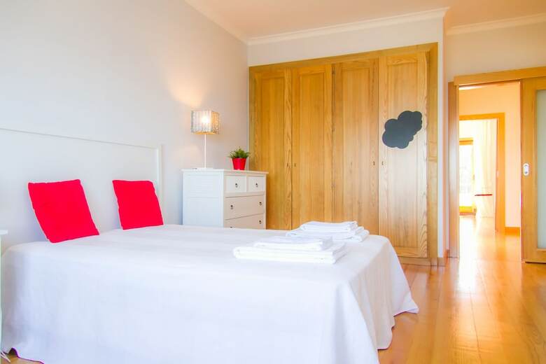 Liiiving In Nazare - Bay View Villas