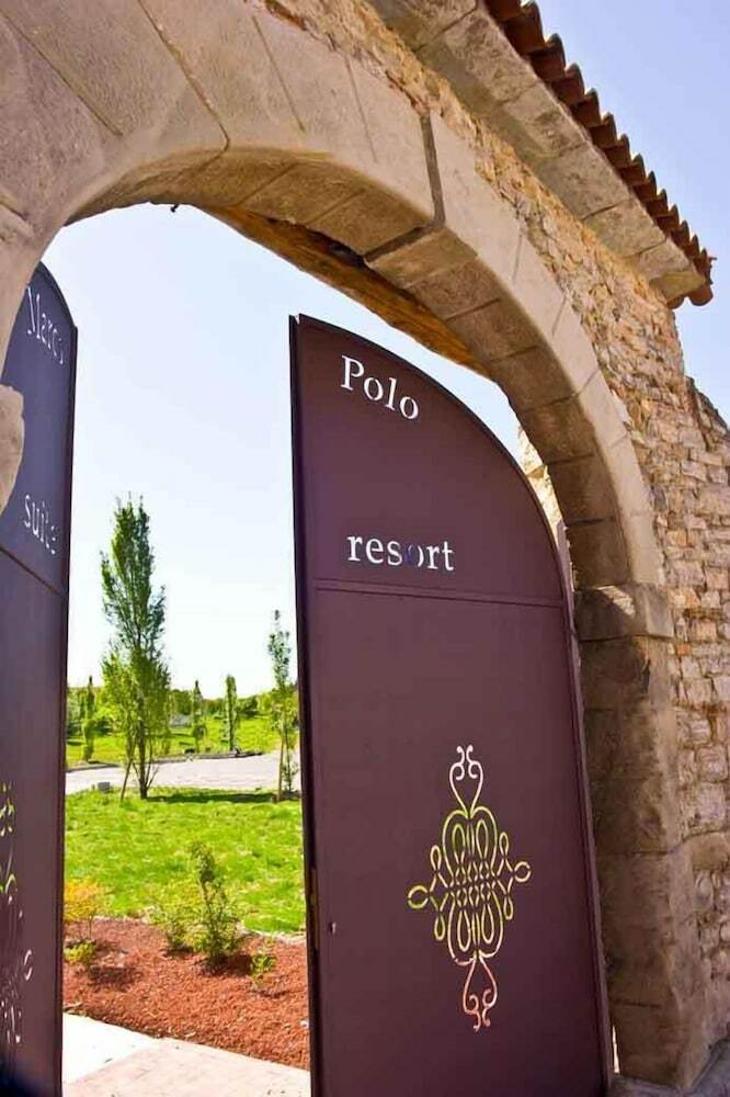 Residencia Marco Polo Suite Resort