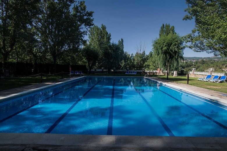Camping & Bungalows Lig�erre de Cinca