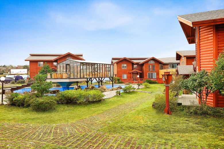 Jeju 369
