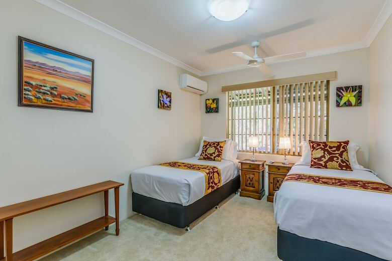 Devonleigh Bed & Breakfast