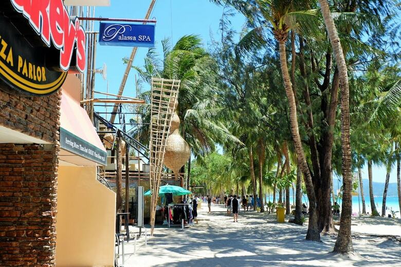 Hotel Luxx Boutique Boracay