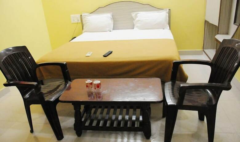 Hotel Sujan Residencys