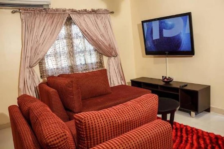 Hotel Topaz Luxury Suites & Apartments