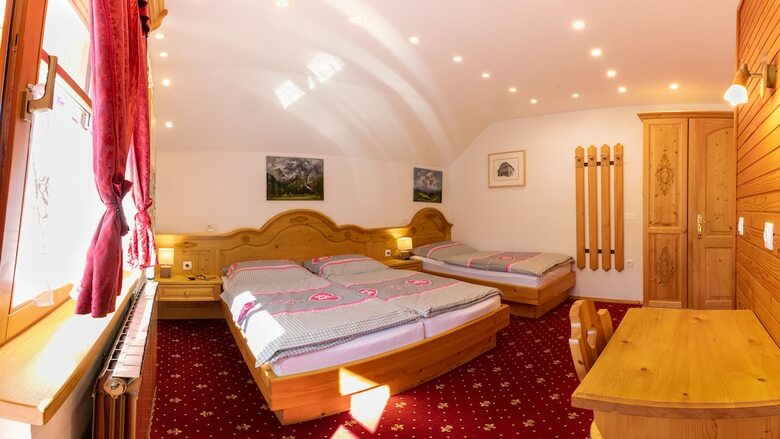 Villa Flora Apartments