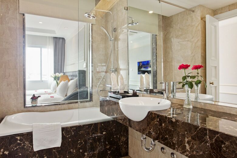 Luxury Old Quarter Hotel