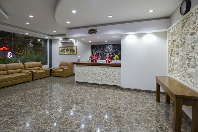 Hotel Grand Puri Saron Yogyakarta