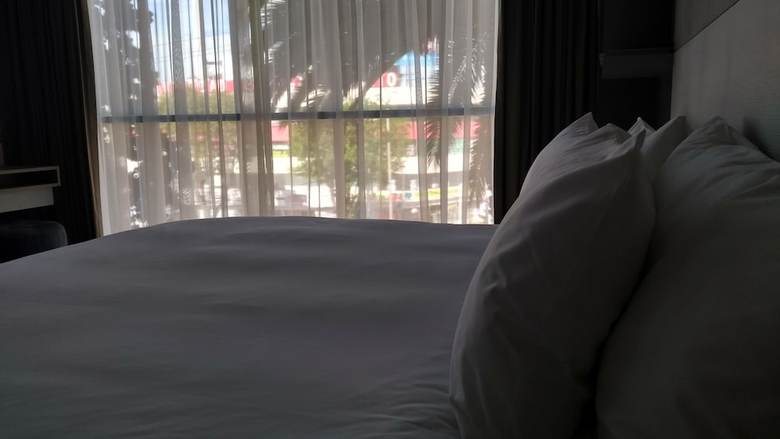 Esduma Hk Hotel Pachuca